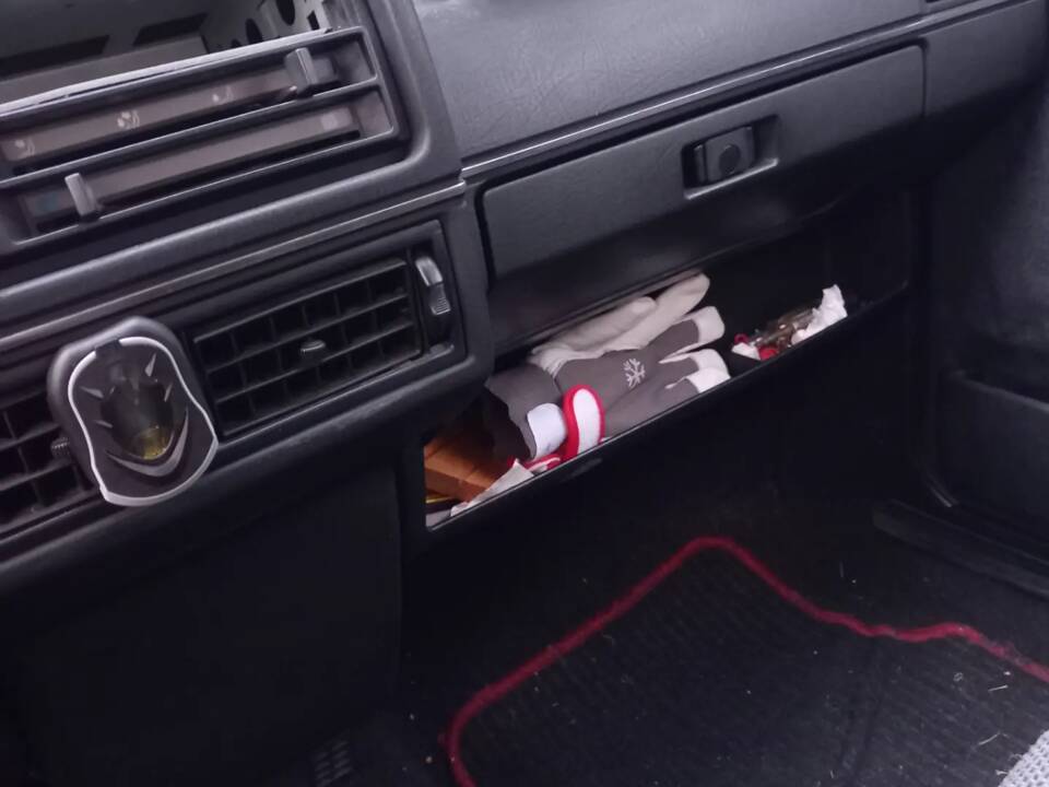 Image 6/8 of Volkswagen Jetta II 1.6 (1984)