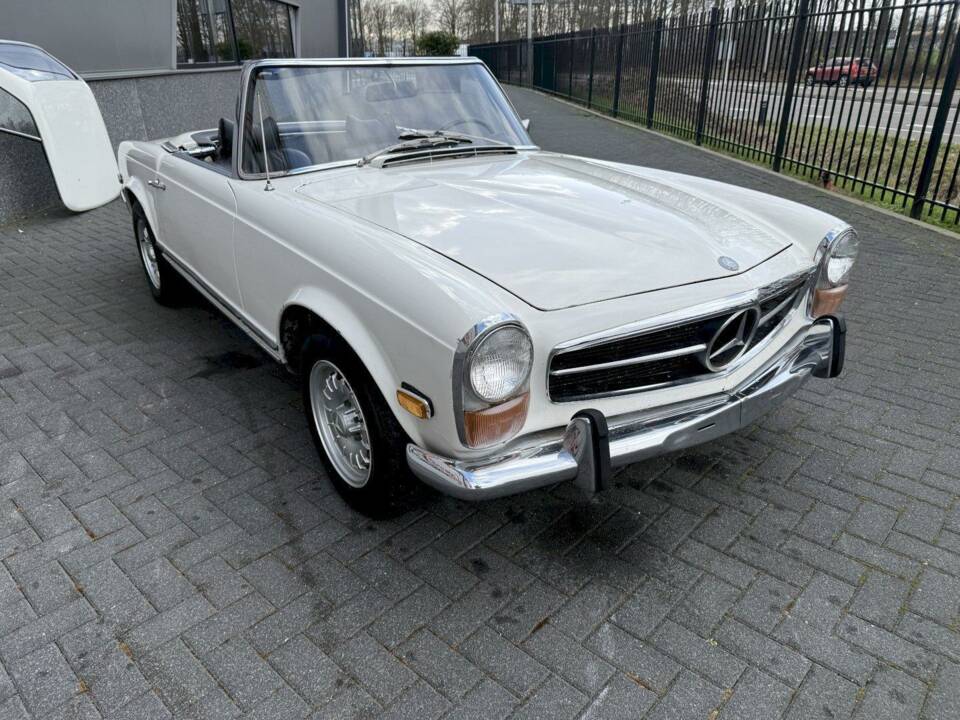 Bild 3/40 von Mercedes-Benz 280 SL (1969)