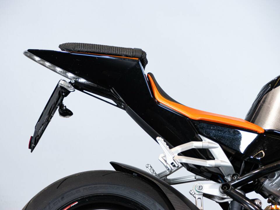 Bild 34/50 von KTM DUMMY (2011)