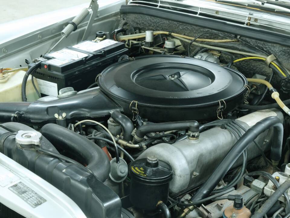 Image 47/50 of Mercedes-Benz 300 SEL 3.5 (1972)