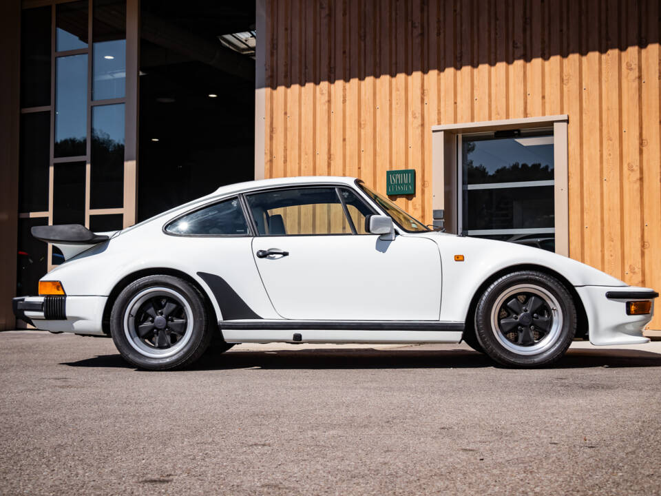 Imagen 12/50 de Porsche 911 Turbo 3.3 Flatnose (1982)