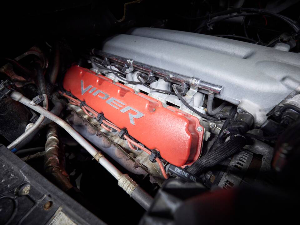 Immagine 93/100 di Dodge Ram SRT 10 (2006)