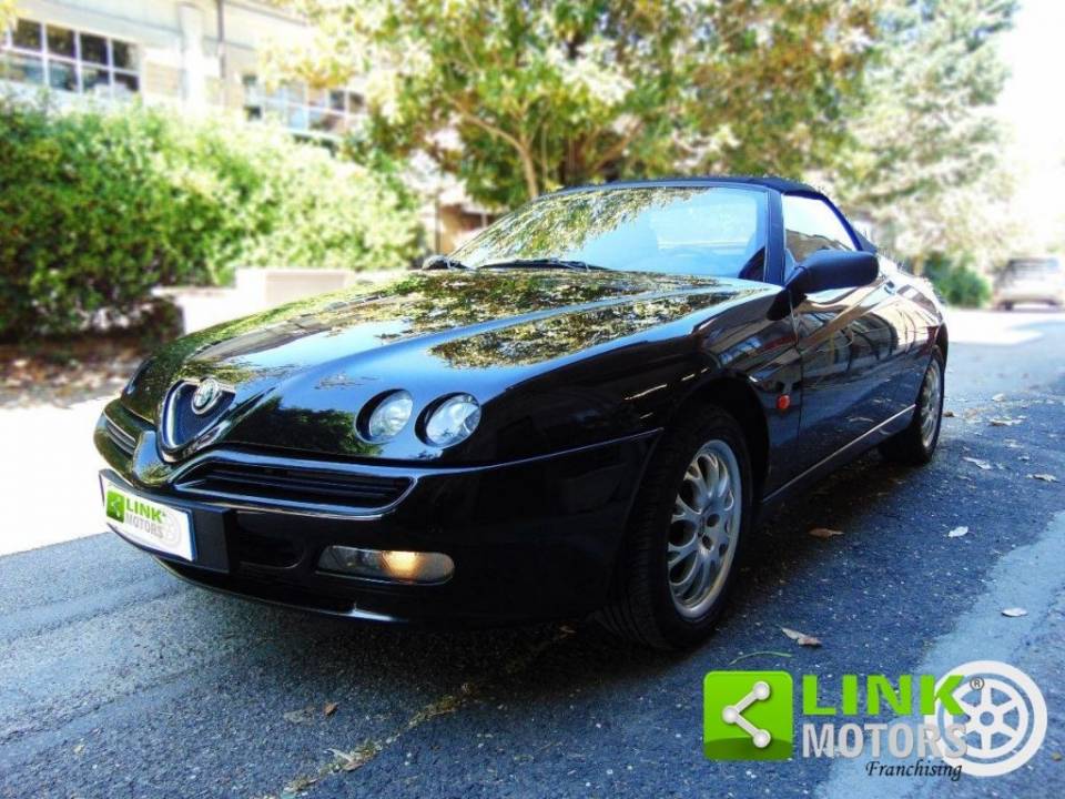 Bild 1/9 von Alfa Romeo GTV 1.8 Twin Spark (1999)