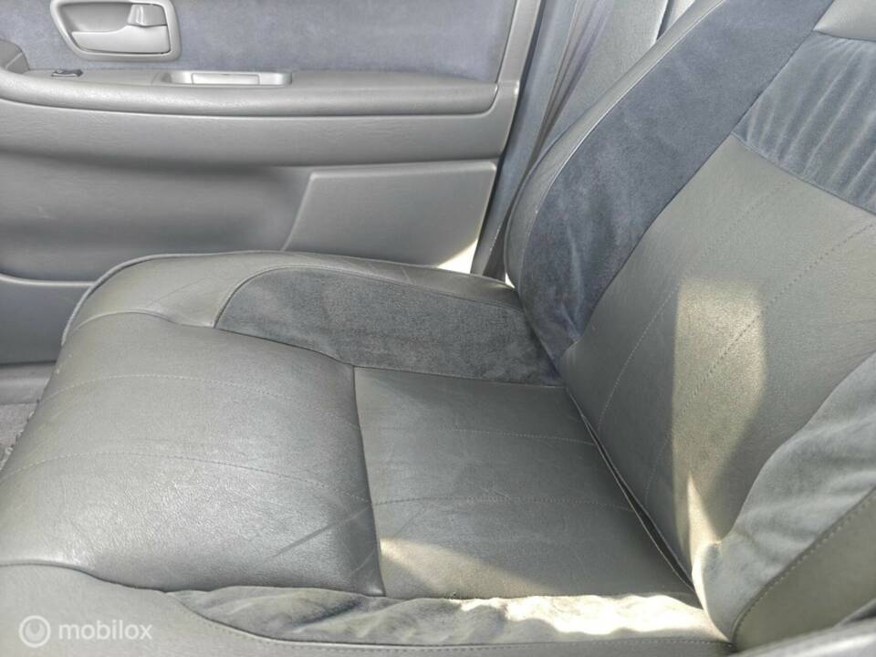 Bild 24/37 von Volvo S90 3.0i (1998)