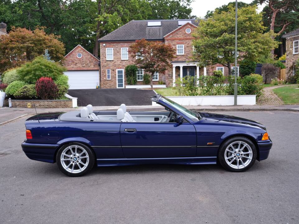 Image 8/50 de BMW 328i (1995)
