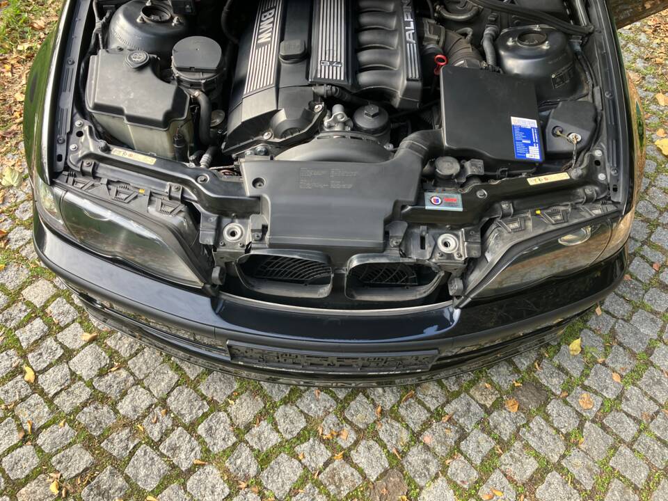 Image 47/49 of ALPINA B3 S Touring (2002)
