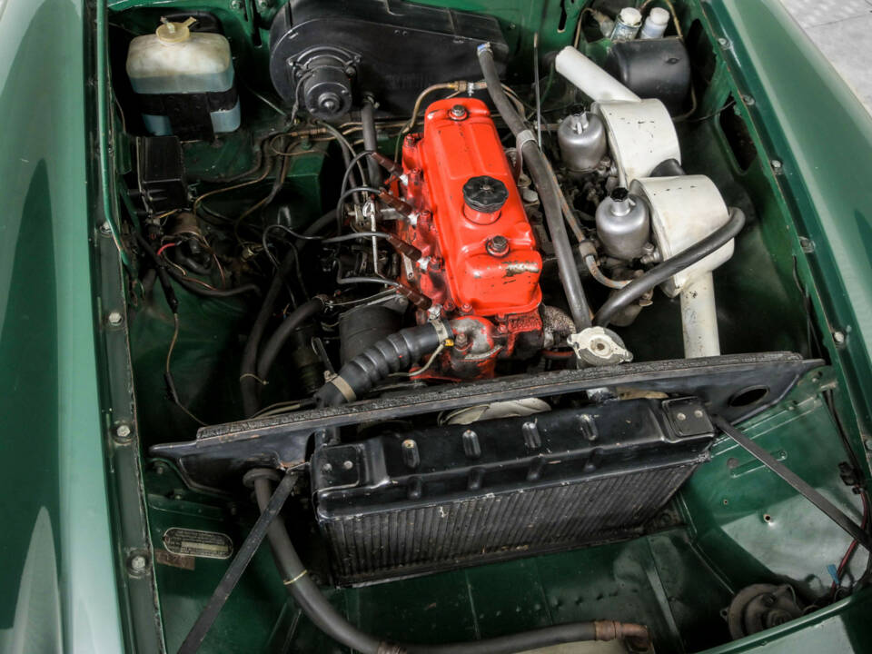 Image 41/50 de MG MGB (1967)