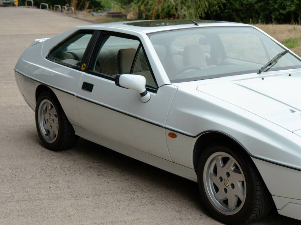 Immagine 16/50 di Lotus Eclat S 2.2 (1989)