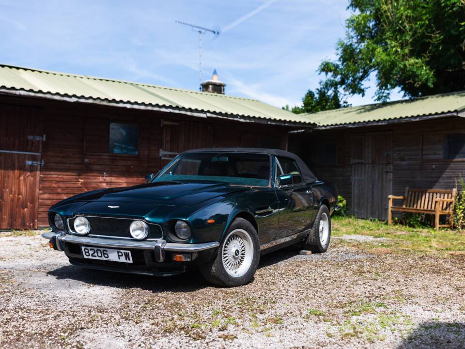 Bild 2/37 von Aston Martin V8 Volante (1979)