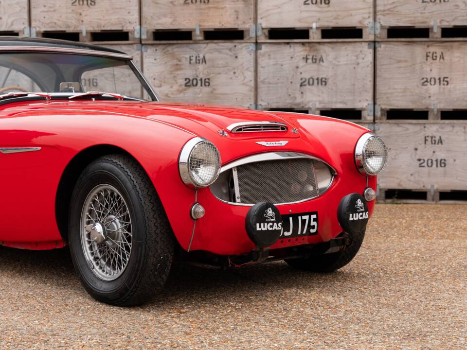 Bild 32/50 von Austin-Healey 100&#x2F;6 (BN4) (1957)