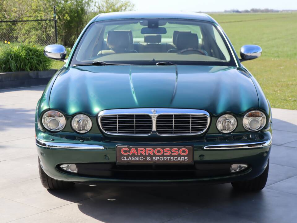 Imagen 8/50 de Jaguar XJ 8 4.2 (2006)