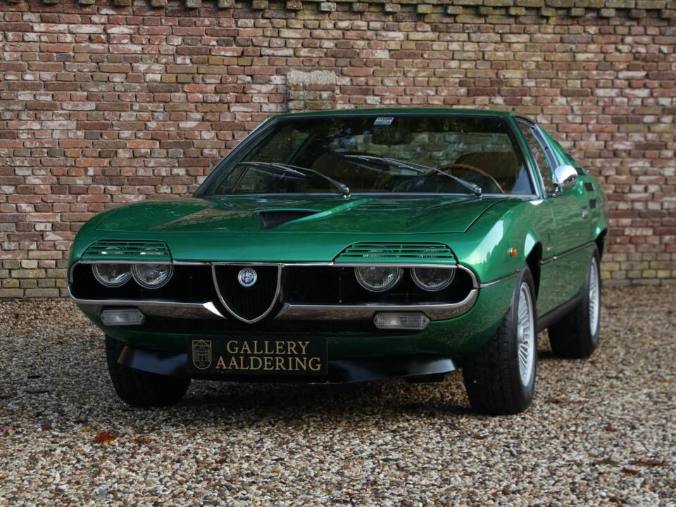 Image 7/50 of Alfa Romeo Montreal (1973)