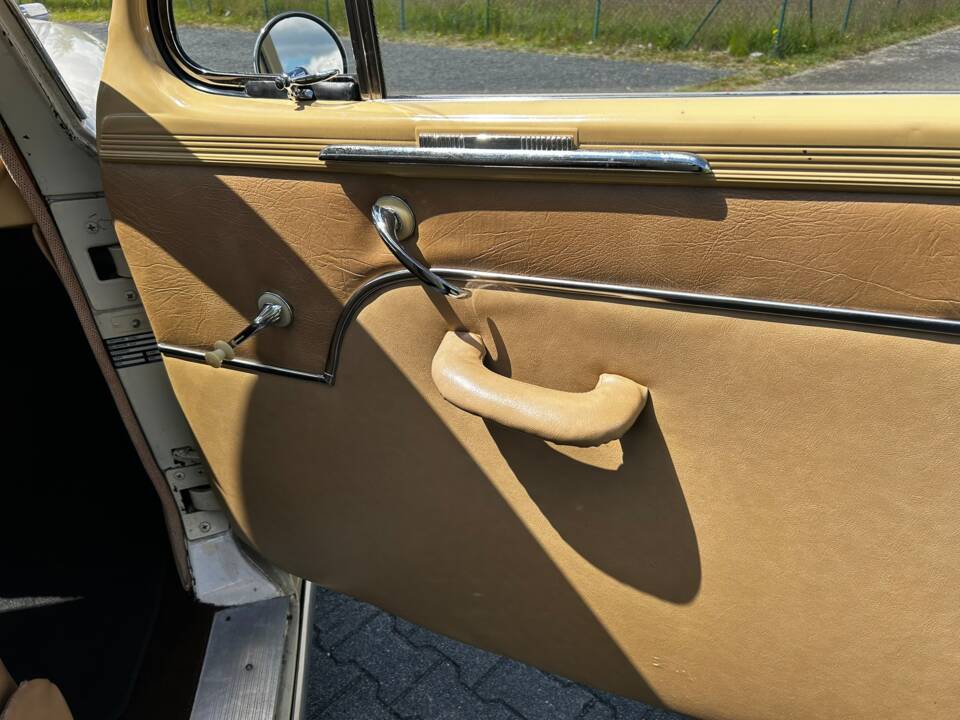 Bild 69/78 von Plymouth Special Deluxe (1948)