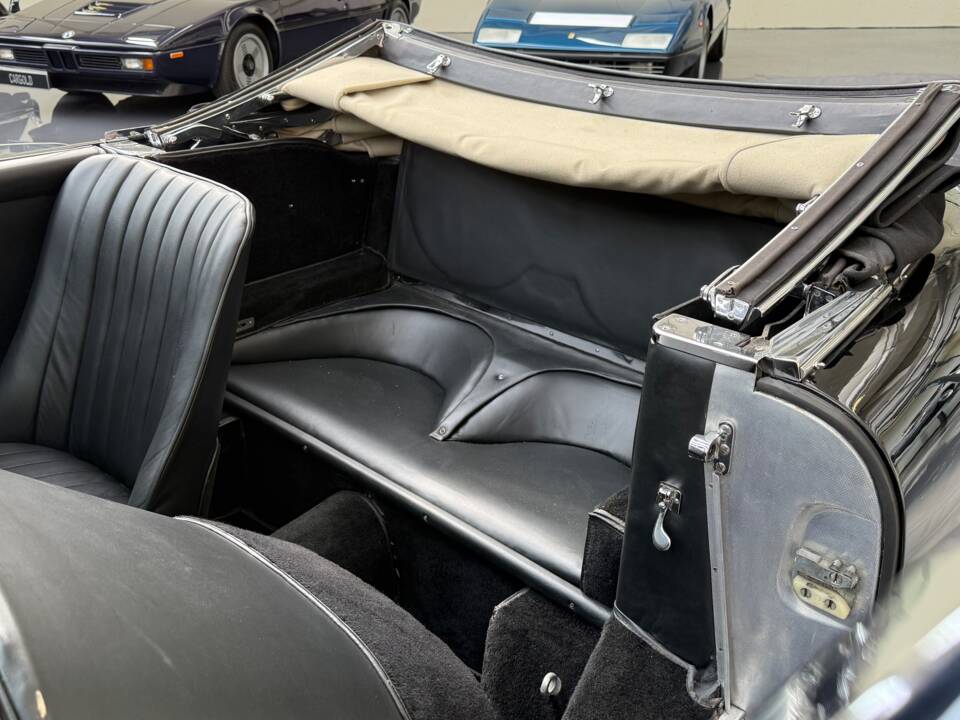 Bild 26/37 von Aston Martin DB 2&#x2F;4 Mk III (1959)