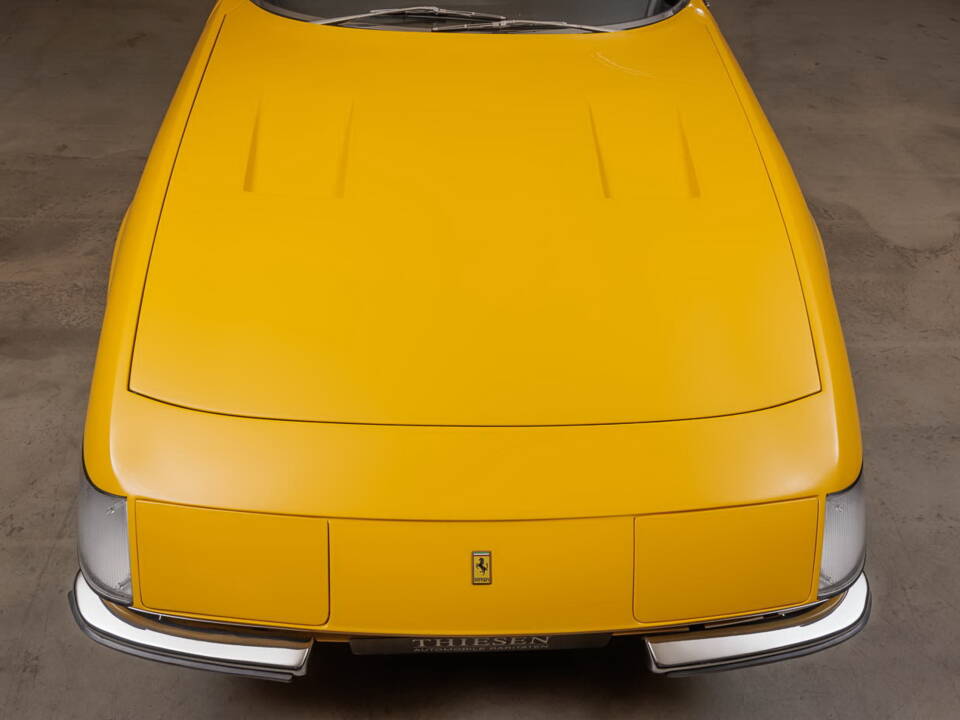 Bild 11/33 von Ferrari 365 GTB&#x2F;4 Daytona (1972)