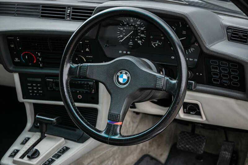 Bild 18/50 von BMW 635 CSi (1989)