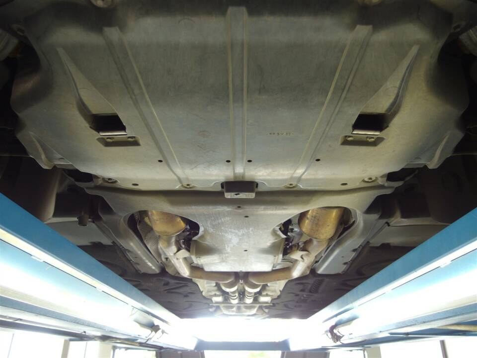 Image 87/98 of Mercedes-Benz S 500 L (2007)