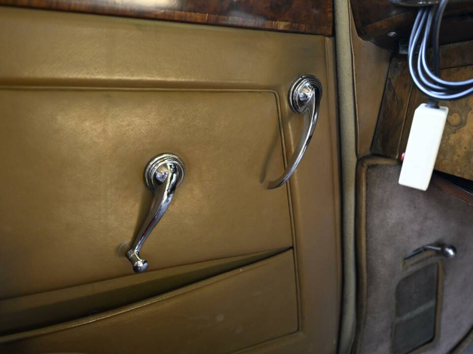 Bild 43/50 von Bentley R-Type Park Ward (1953)