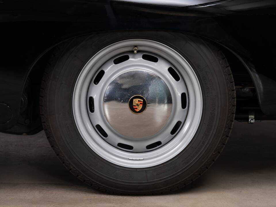 Image 14/34 of Porsche 356 C 1600 SC (1964)