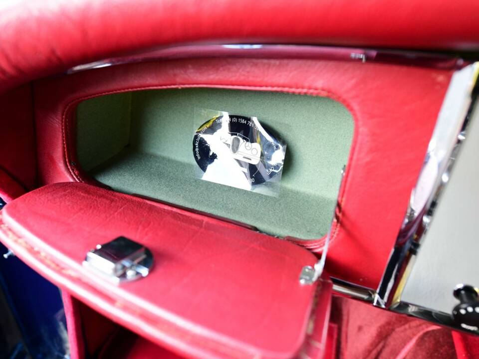 Image 36/50 of Jaguar XK 150 FHC (1959)