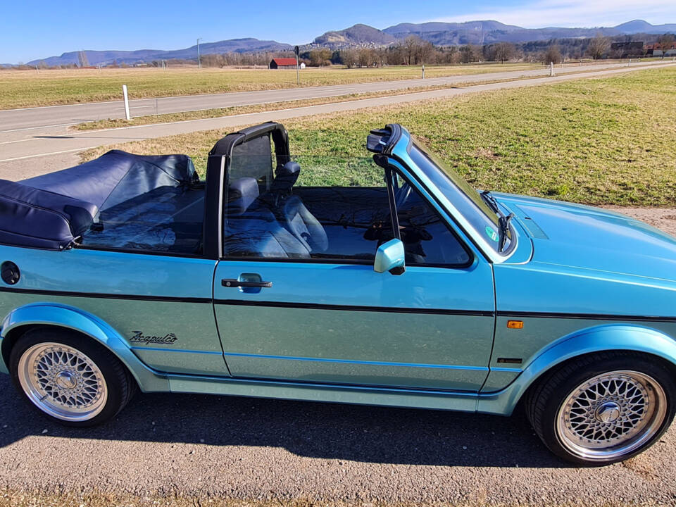 Bild 3/13 von Volkswagen Golf I Cabrio 1.8 (1993)