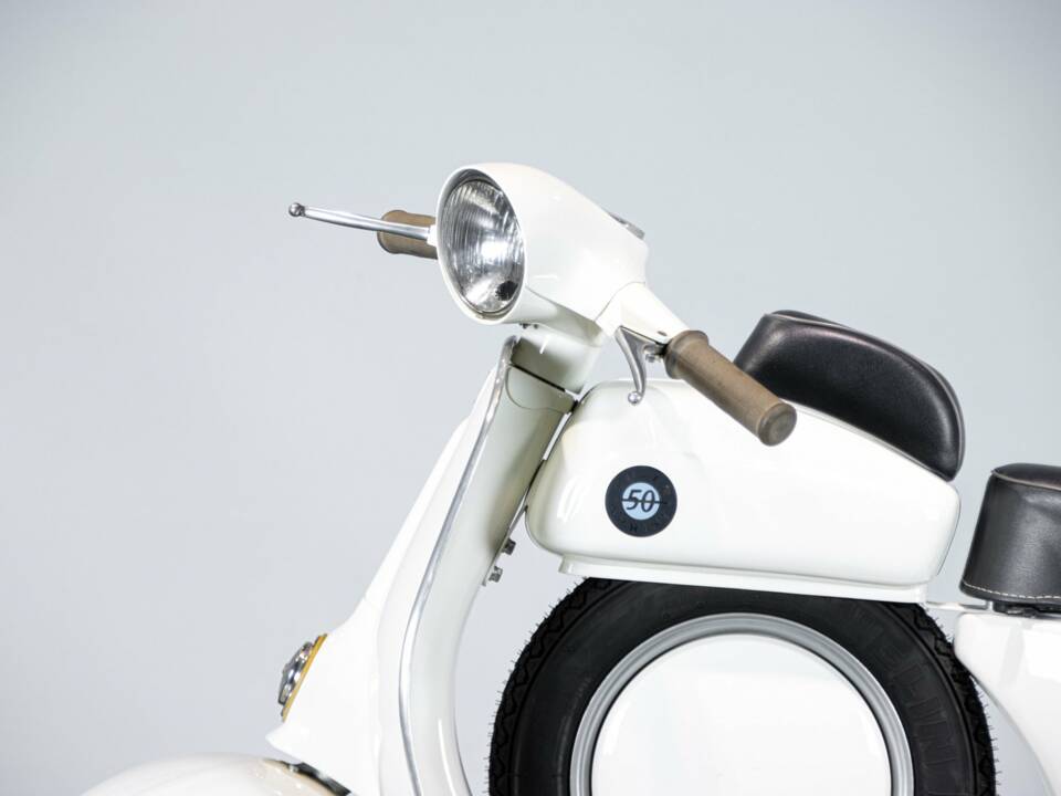 Image 41/41 de Piaggio Vespa 50 SS (1966)