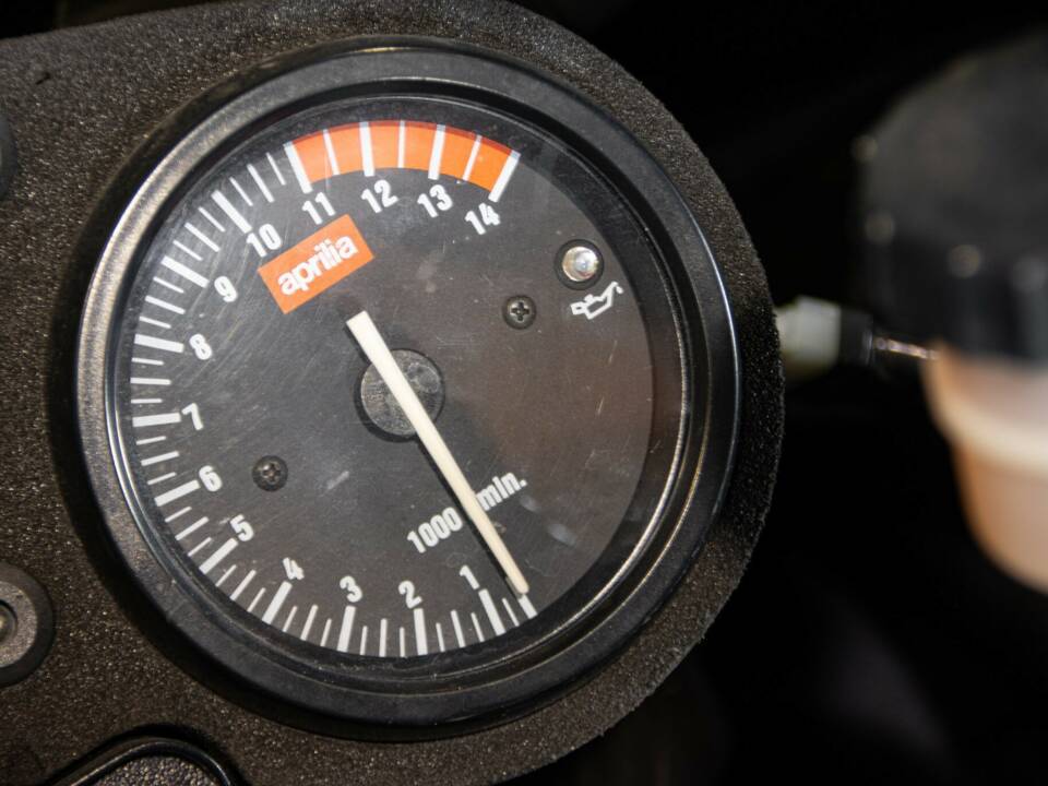 Image 48/50 of Aprilia RS 125 (1999)