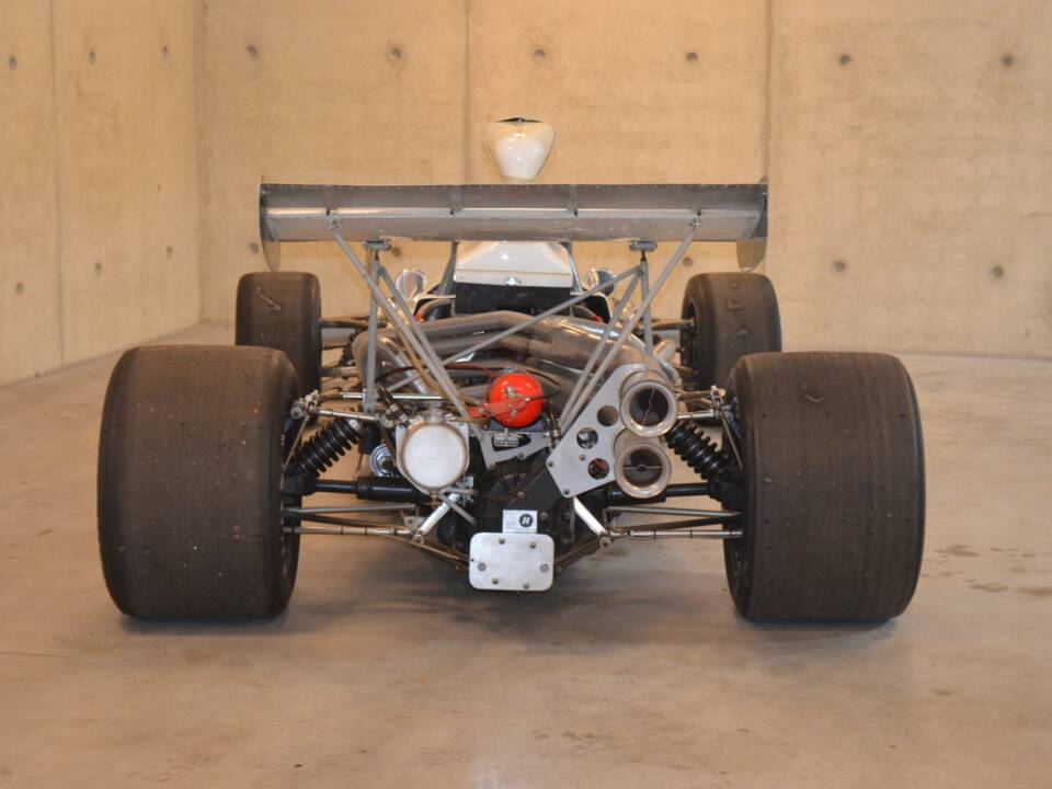 Image 4/15 of Lotus 70 (1970)