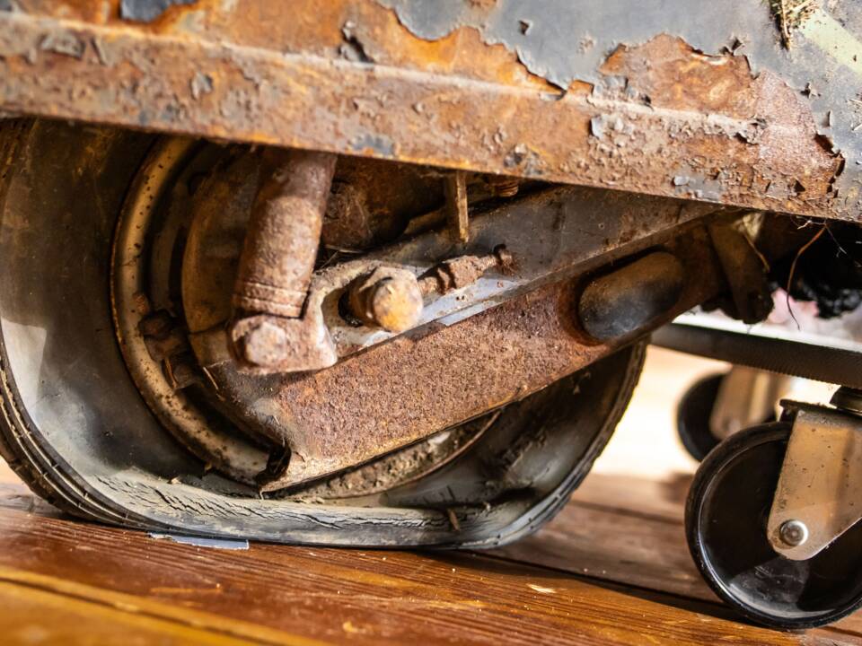 Image 6/11 of Triumph (TWN) Tessy (1957)