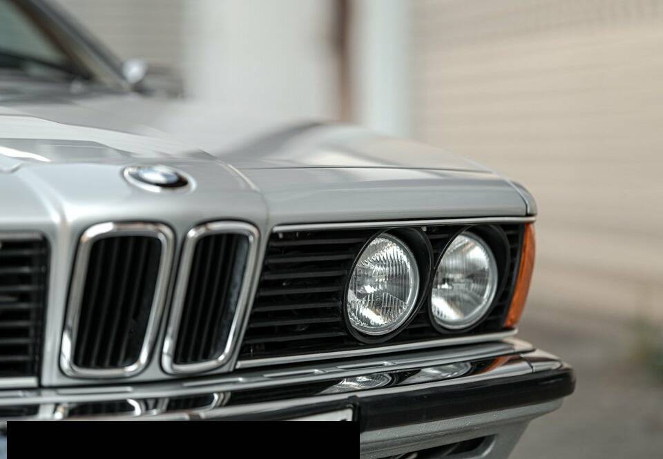 Image 4/7 of BMW 633 CSi (1976)
