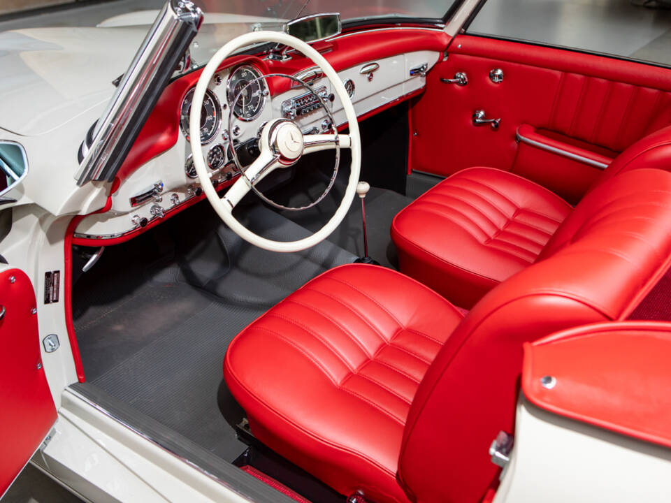 Image 10/28 of Mercedes-Benz 190 SL (1961)