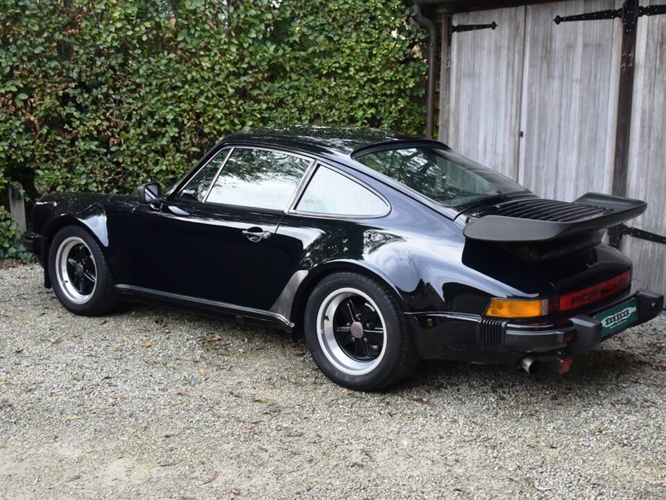 Image 18/41 of Porsche 911 Turbo 3.3 (1978)