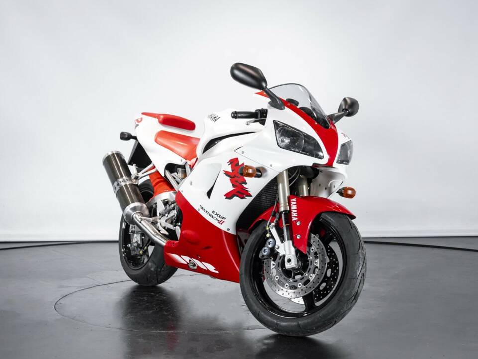 Image 3/44 of Yamaha YZF 1000 R1 (1998)