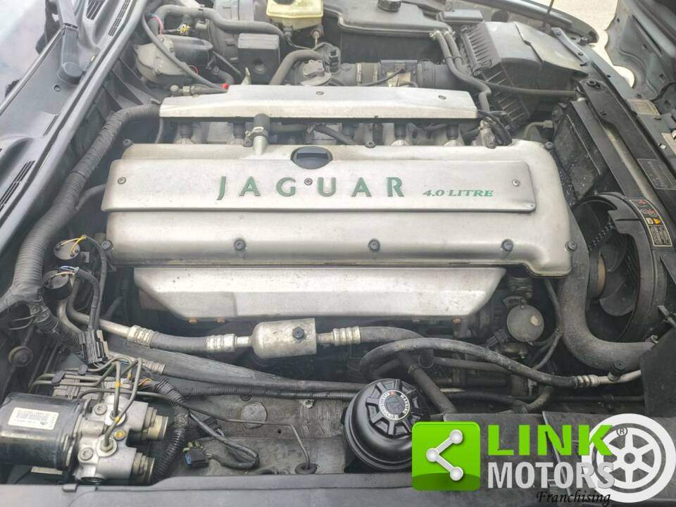 Image 10/10 of Jaguar XJ 6 4.0 Sovereign (1995)