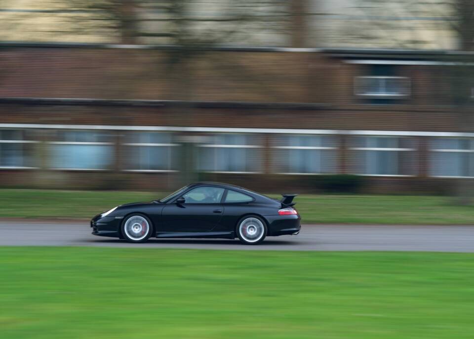 Image 32/54 of Porsche 911 GT3 (2005)