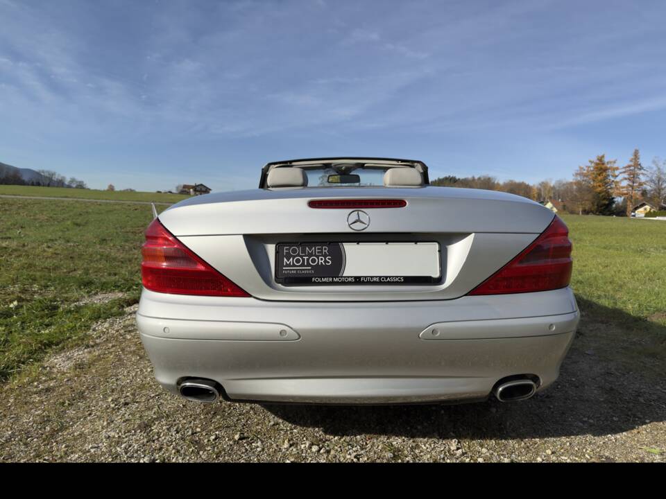 Image 47/89 of Mercedes-Benz SL 500 (2002)