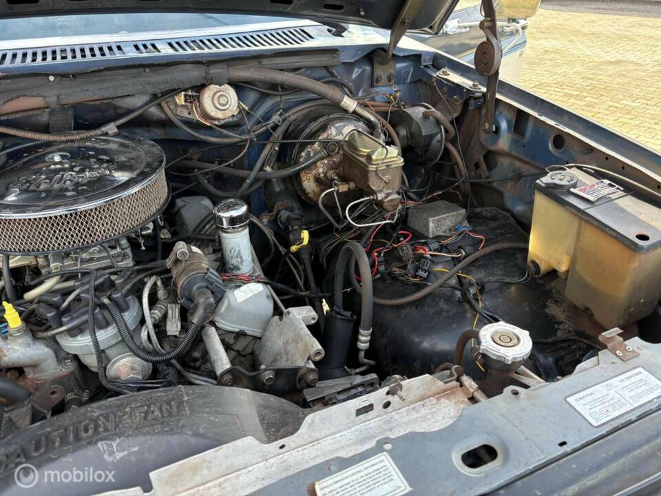Bild 40/41 von Ford F-250 (1986)