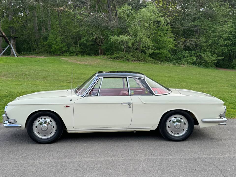 Image 39/45 of Volkswagen Karmann Ghia 1600 L (1966)
