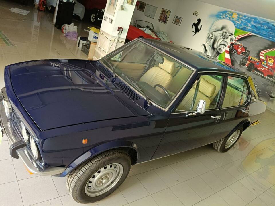 Image 31/50 de Alfa Romeo Alfetta 1.6 (1979)