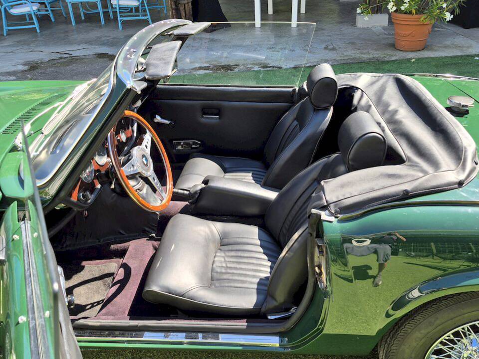 Image 20/62 of Triumph Spitfire Mk IV (1973)