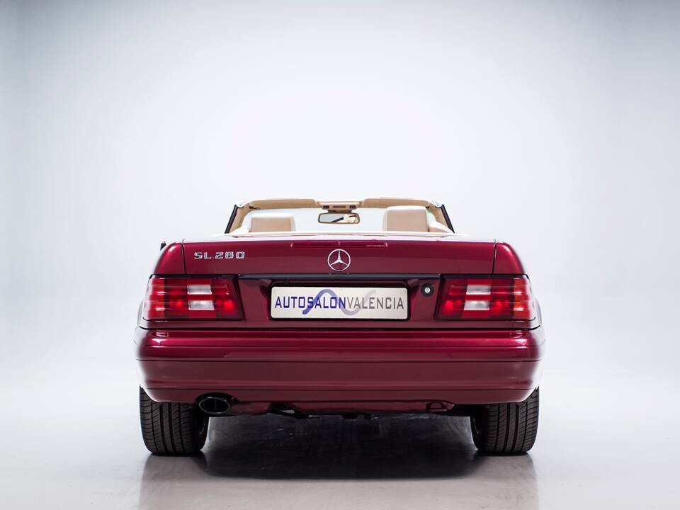 Image 11/45 of Mercedes-Benz SL 280 "Final Edition" (2001)