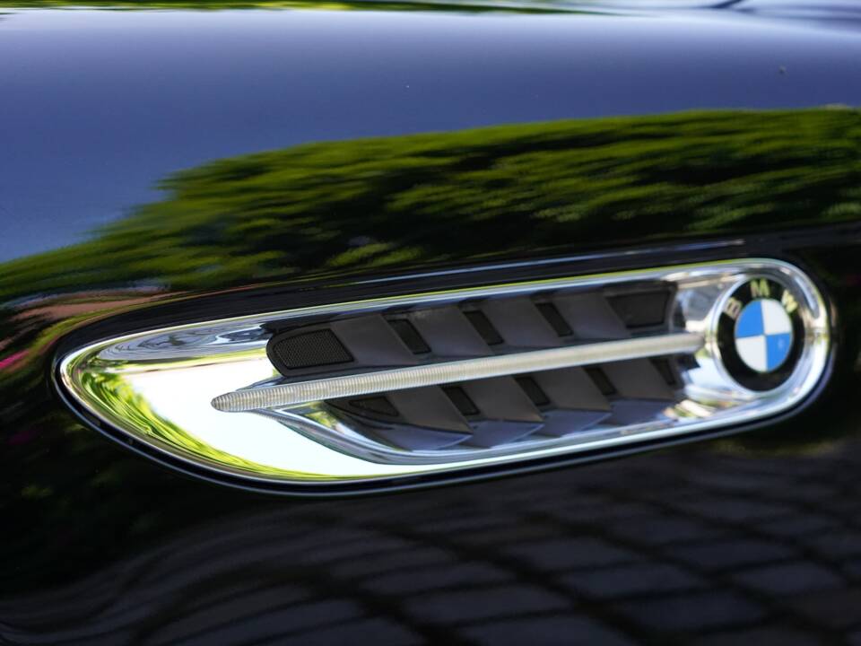 Image 15/16 de BMW Z8 (2001)