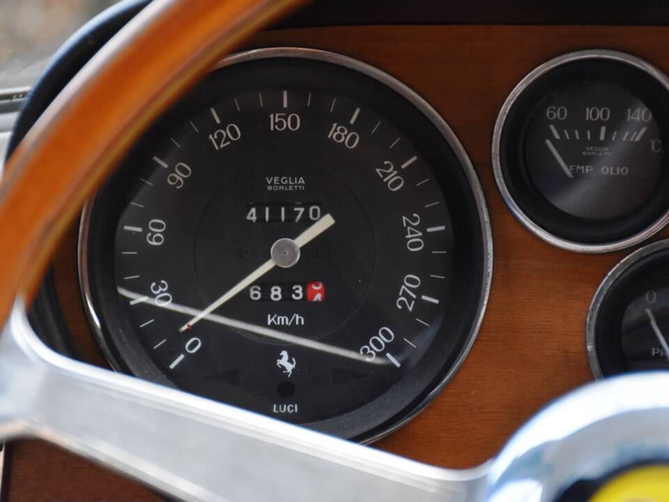 Bild 22/43 von Ferrari 365 GT 2+2 (1970)