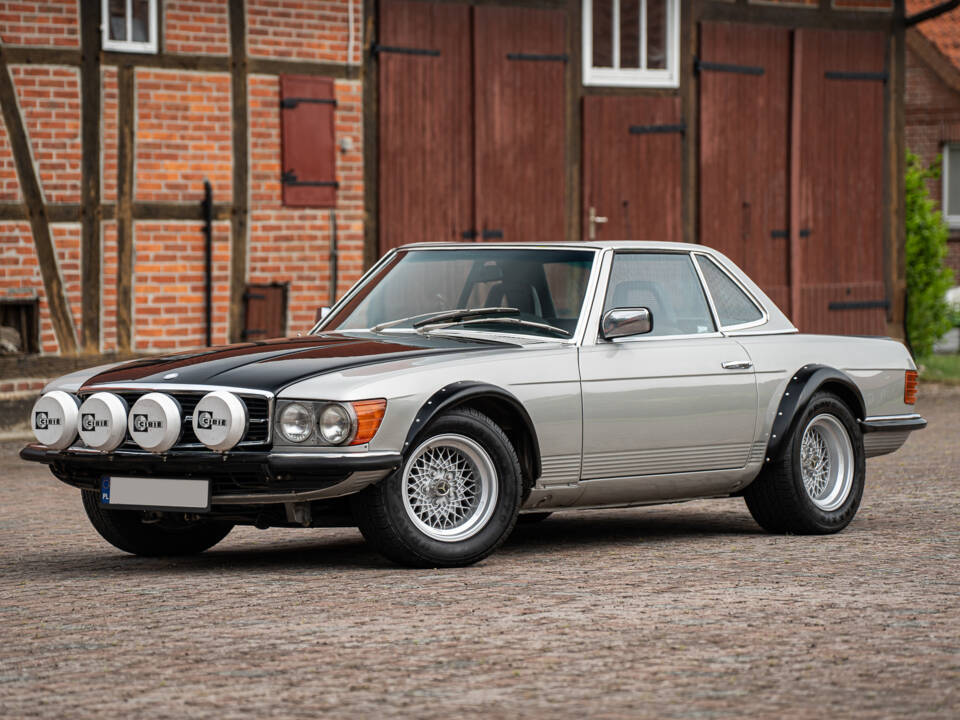 Image 1/68 of Mercedes-Benz 500 SL (1984)