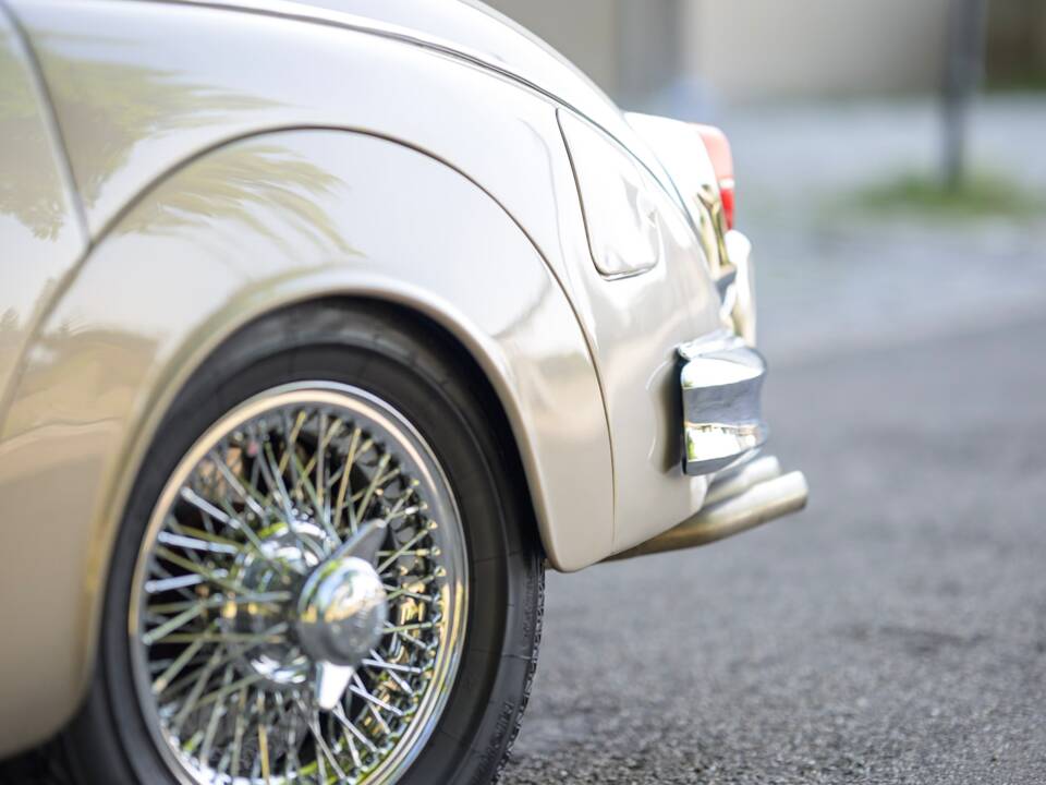 Immagine 62/64 di Jaguar Mk II 3.8 (1961)