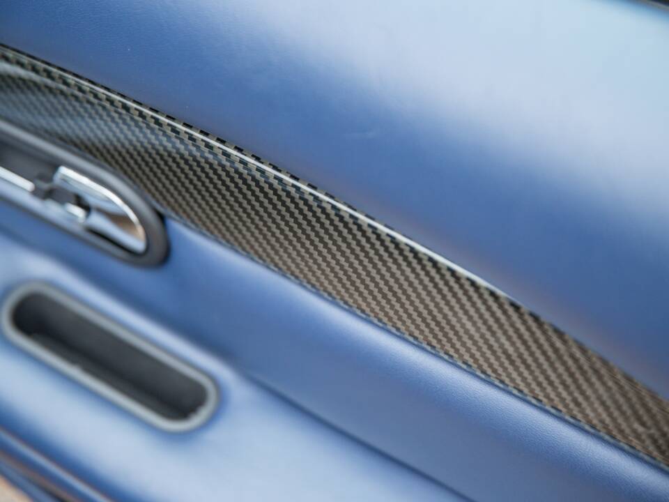 Image 52/74 of Aston Martin DB 7 GT (2004)