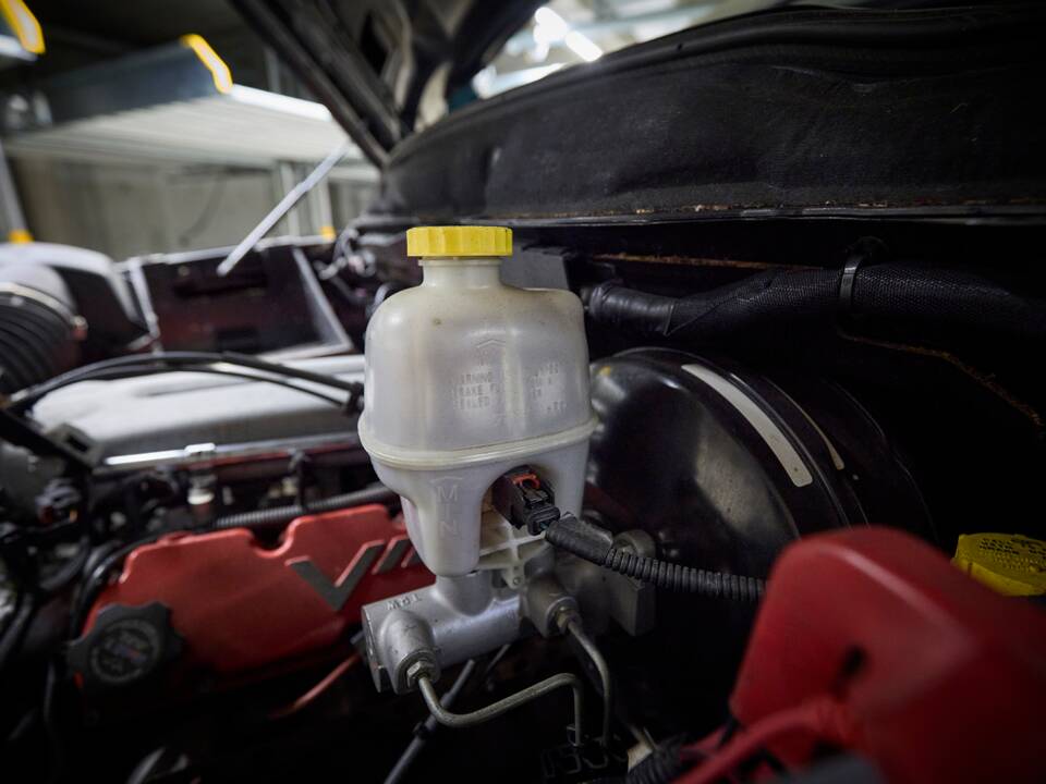 Immagine 99/100 di Dodge Ram SRT 10 (2006)