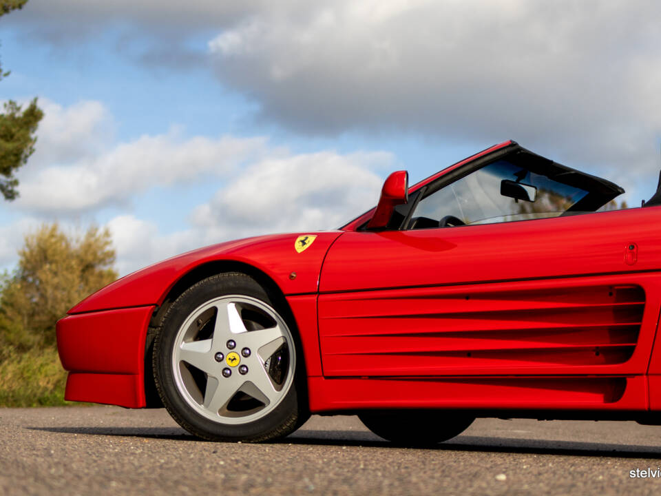 Image 22/33 of Ferrari 348 TS (1993)