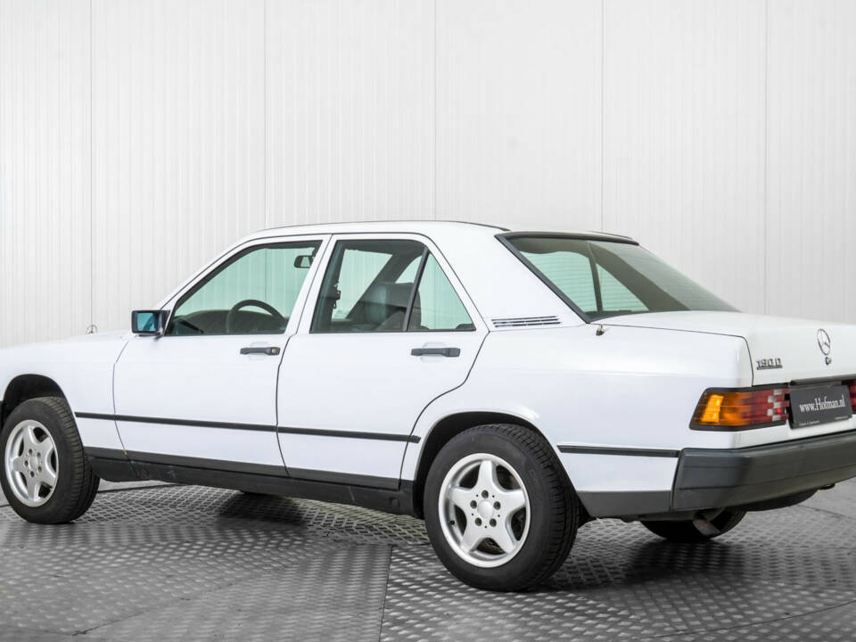 Bild 6/50 von Mercedes-Benz 190 D (1986)