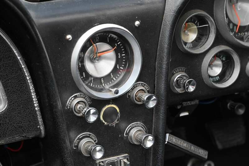 Image 29/50 de Chevrolet Corvette Sting Ray Convertible (1963)
